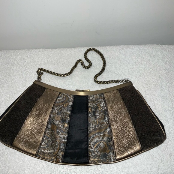 Chic Black and Gold Women's Clutch - Picture 2 of 5